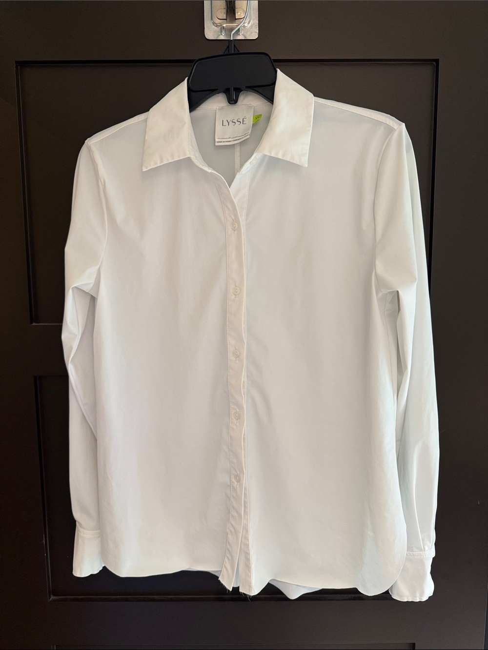 Lysse White Long-Sleeve Button Shirt